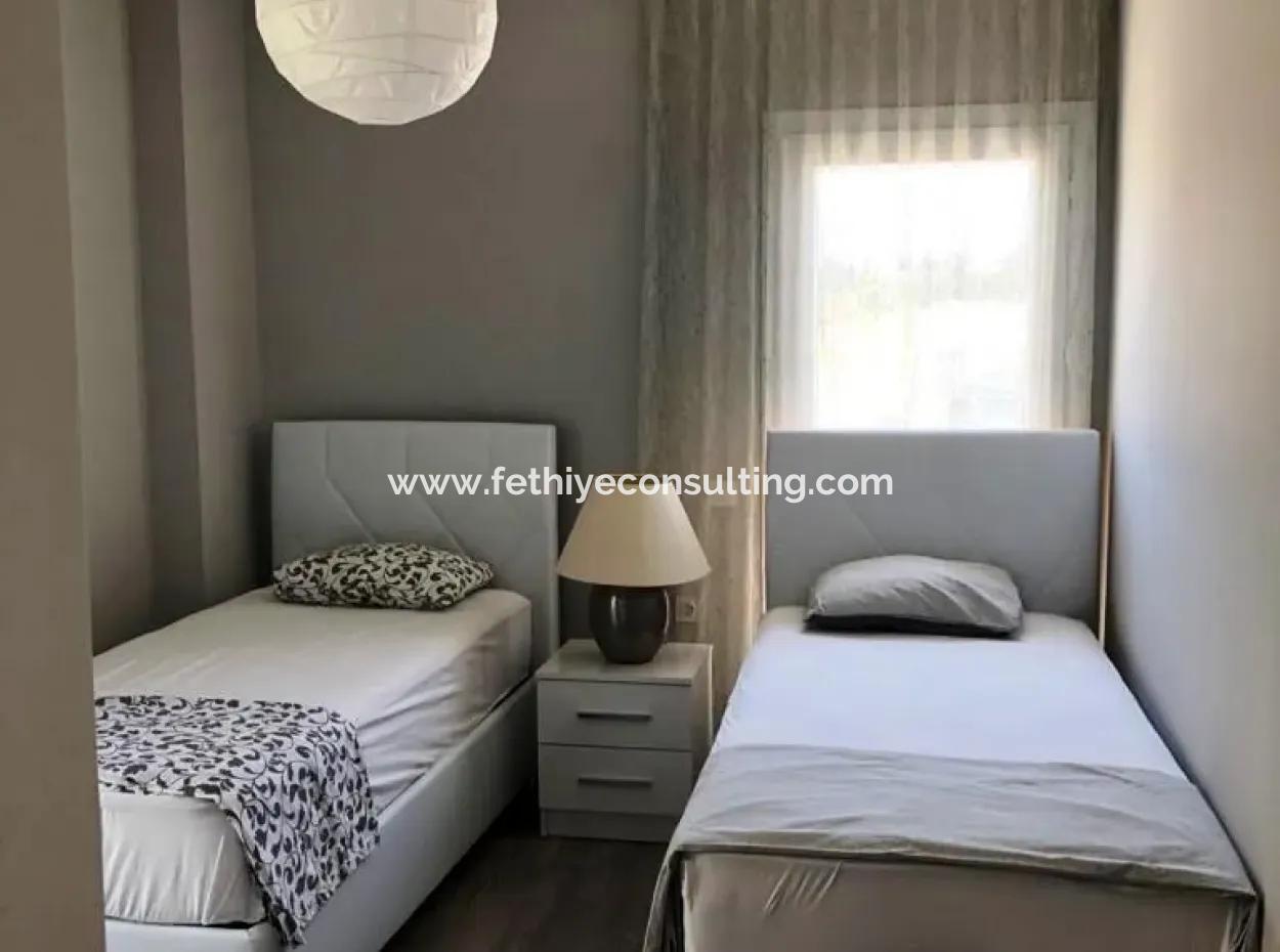 2 Zimmer 1 Wohnzimmer Offene Küche 100 M2 Wohnung Zum Verkauf Auf Dem Gelände Mit Schwimmbad 400 Meter Vom Meer Entfernt In Data Zentrum