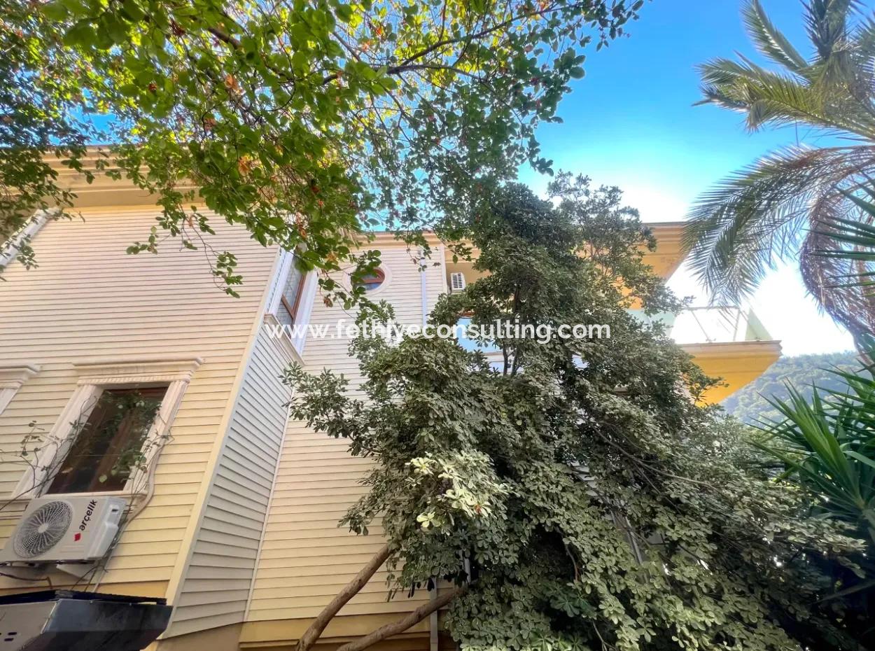 900M2 Landanteil Verfügbar In Marmaris Armutalan Gebiet, 4 Zimmer, 2 Wohnzimmer, 5 Badezimmer, 450M2 Villa Zum Verkauf