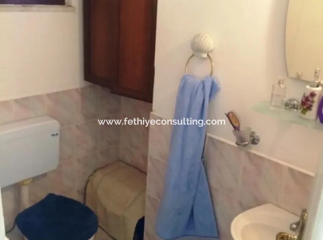 Freistehende Villa Mit Garten Zum Verkauf In Ula Muğla Bezirk Sultanahmet-Viertel Zweibettzimmer