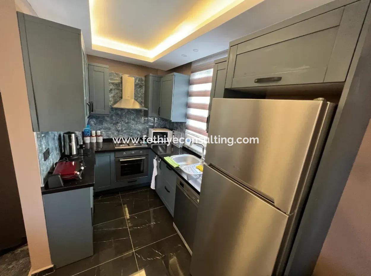 3 Zimmer, 1 Wohnzimmer, 3 Bäder, Ultra-Luxuriöse Tagesmiete Villa Mit Komplett Freistehendem Pool Im Viertel Marmaris Cetibeli