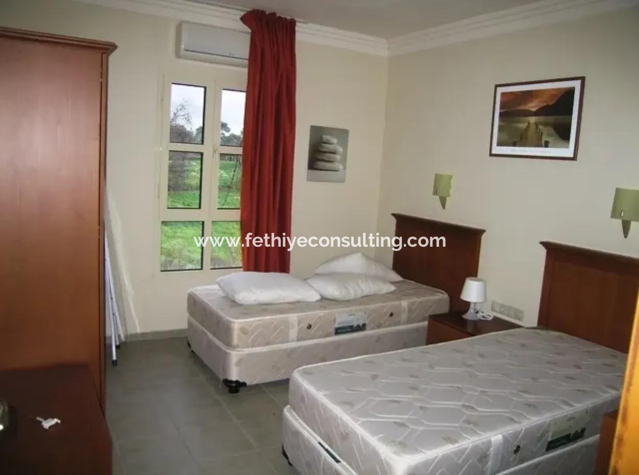 Im Bezirk Atakoy, Pool, 340M2 Bauernhaus Mit 4300M2 7 Zimmer 2 Wohnzimmer