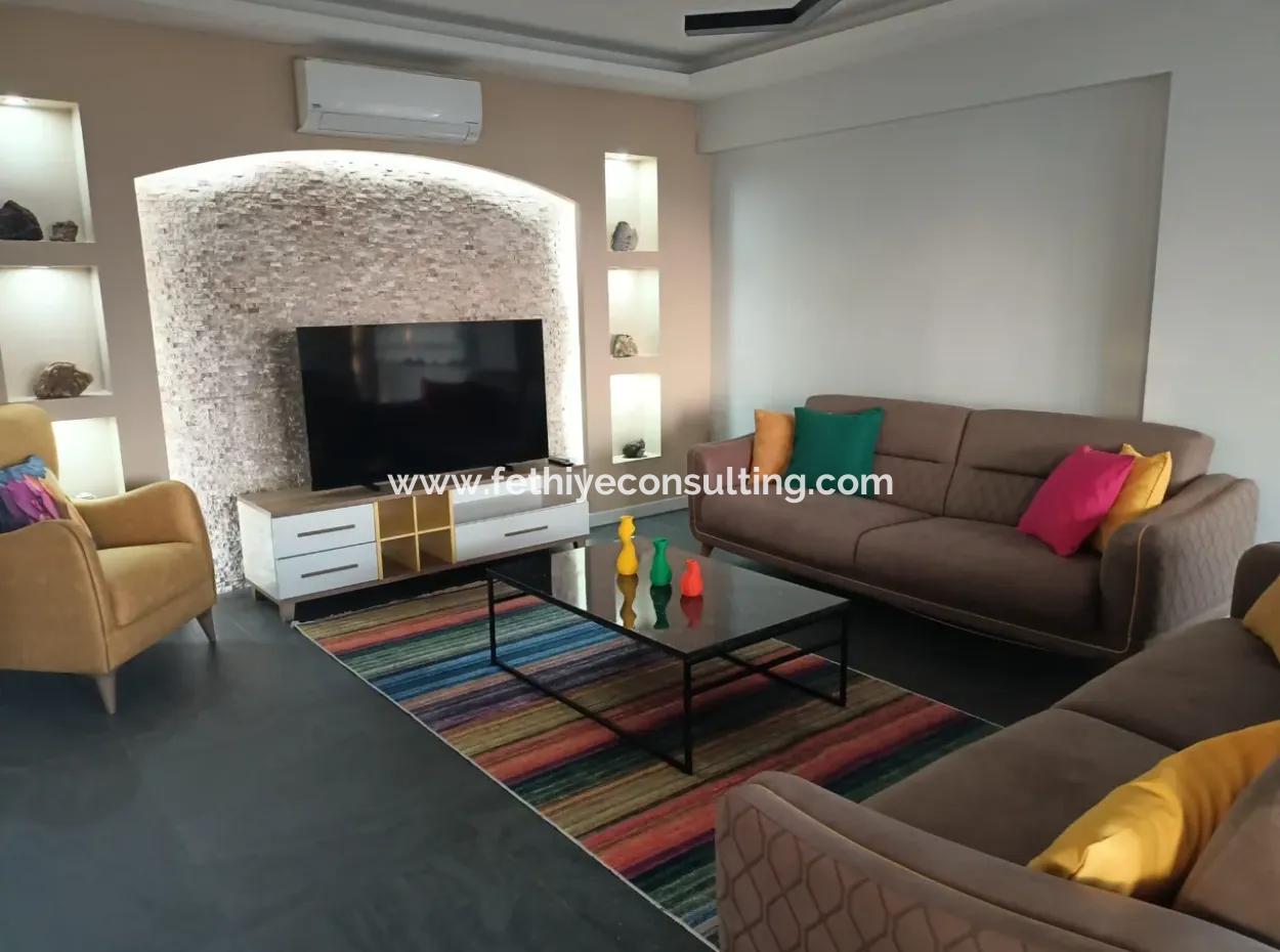 Villa Zum Verkauf In Marmaris Söğüt Village, Mit Herrlichem Meerblick, Swimmingpool, Parkplatz, 3 Zimmer, 1 Wohnzimmer, Garten, 200M2 Nutzfläche