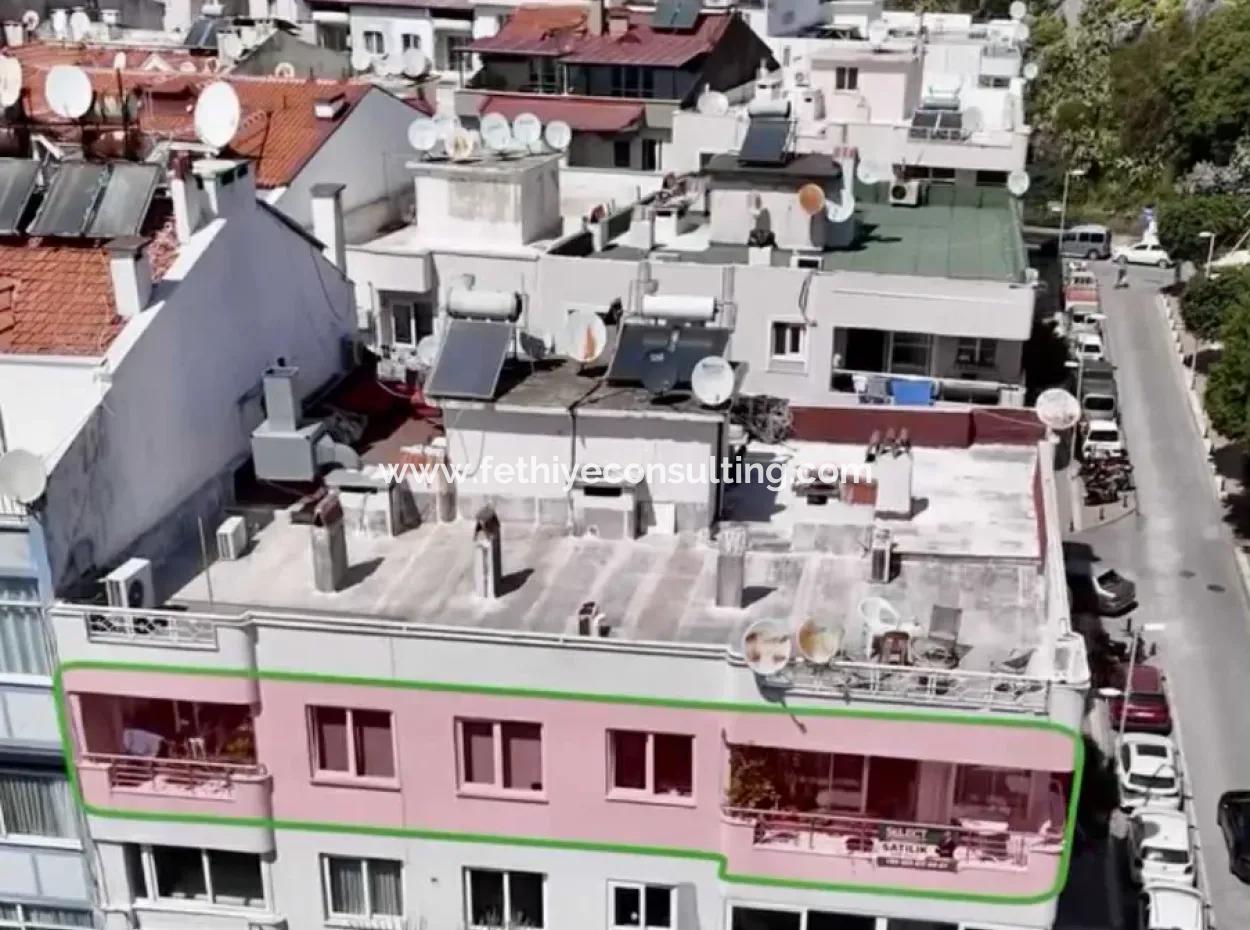 2 Zimmer 1 Wohnzimmer 106M2 Villa Wohnung Zum Verkauf In Herrlicher Lage Am Meer Im Zentrum Von Marmaris