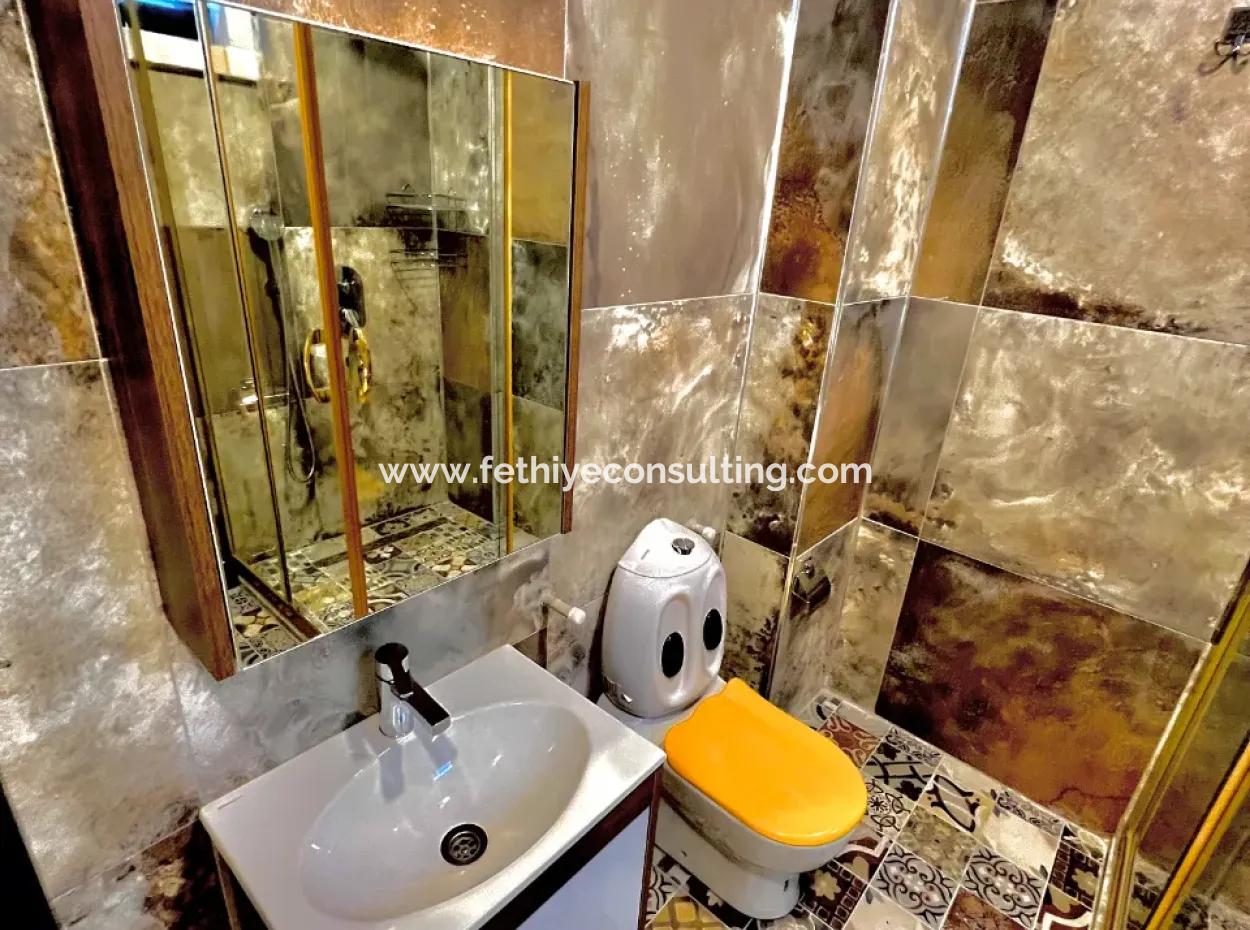 Villa For Sale In Marmaris Çetibeli With 3 Swimming Pools And Children's Pool And Caretaker House In 780M2 Plot