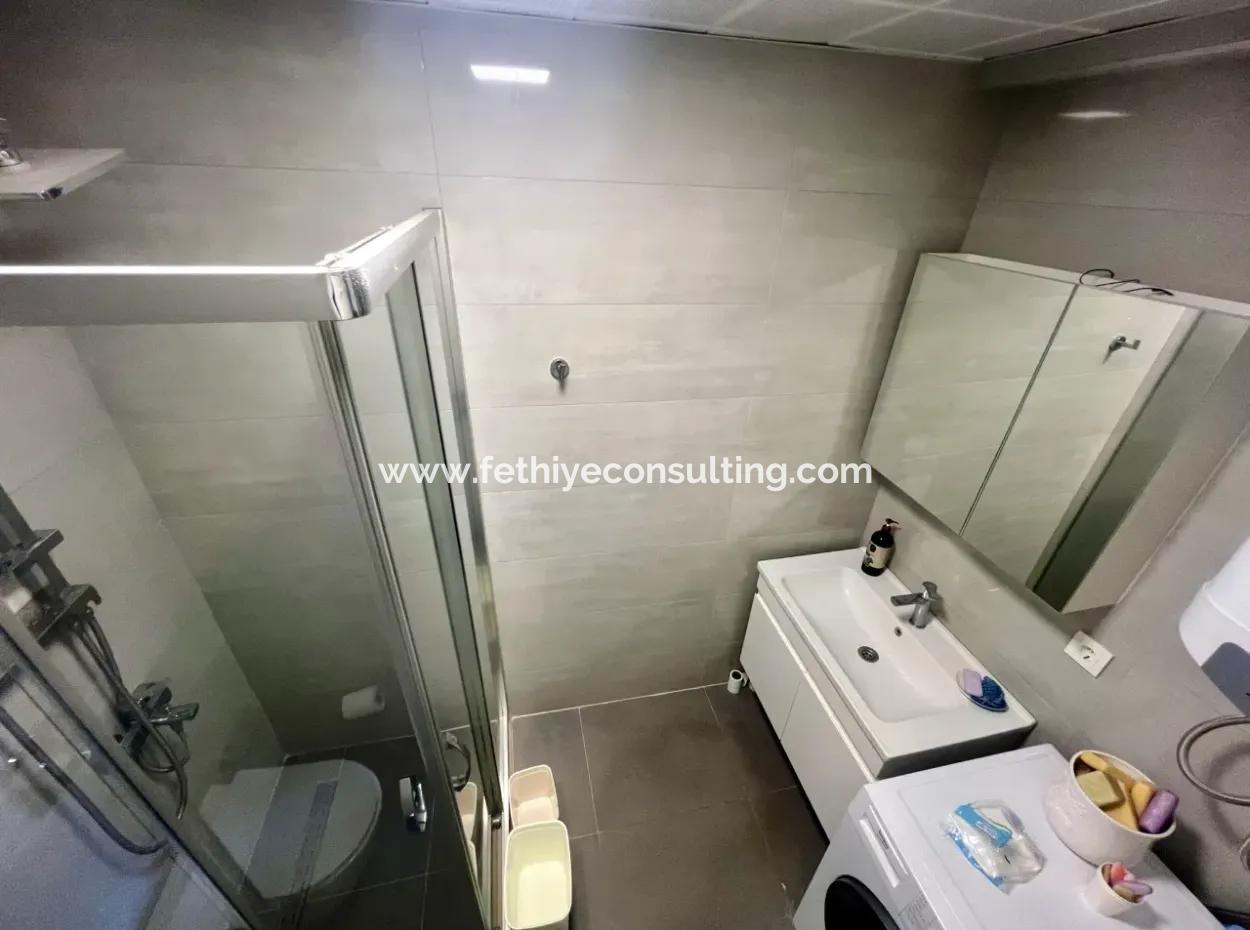 2 Rooms 1 Living Room New Building Upper Duplex Double Bathroom 90 M2 Apartment For Sale In The Center Of Marmaris Close To The Sea