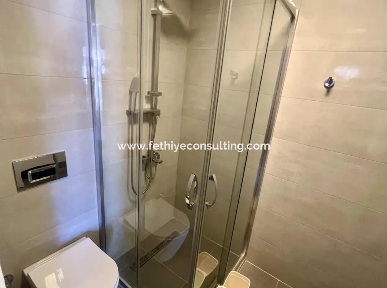 2 Rooms 1 Living Room New Building Upper Duplex Double Bathroom 90 M2 Apartment For Sale In The Center Of Marmaris Close To The Sea