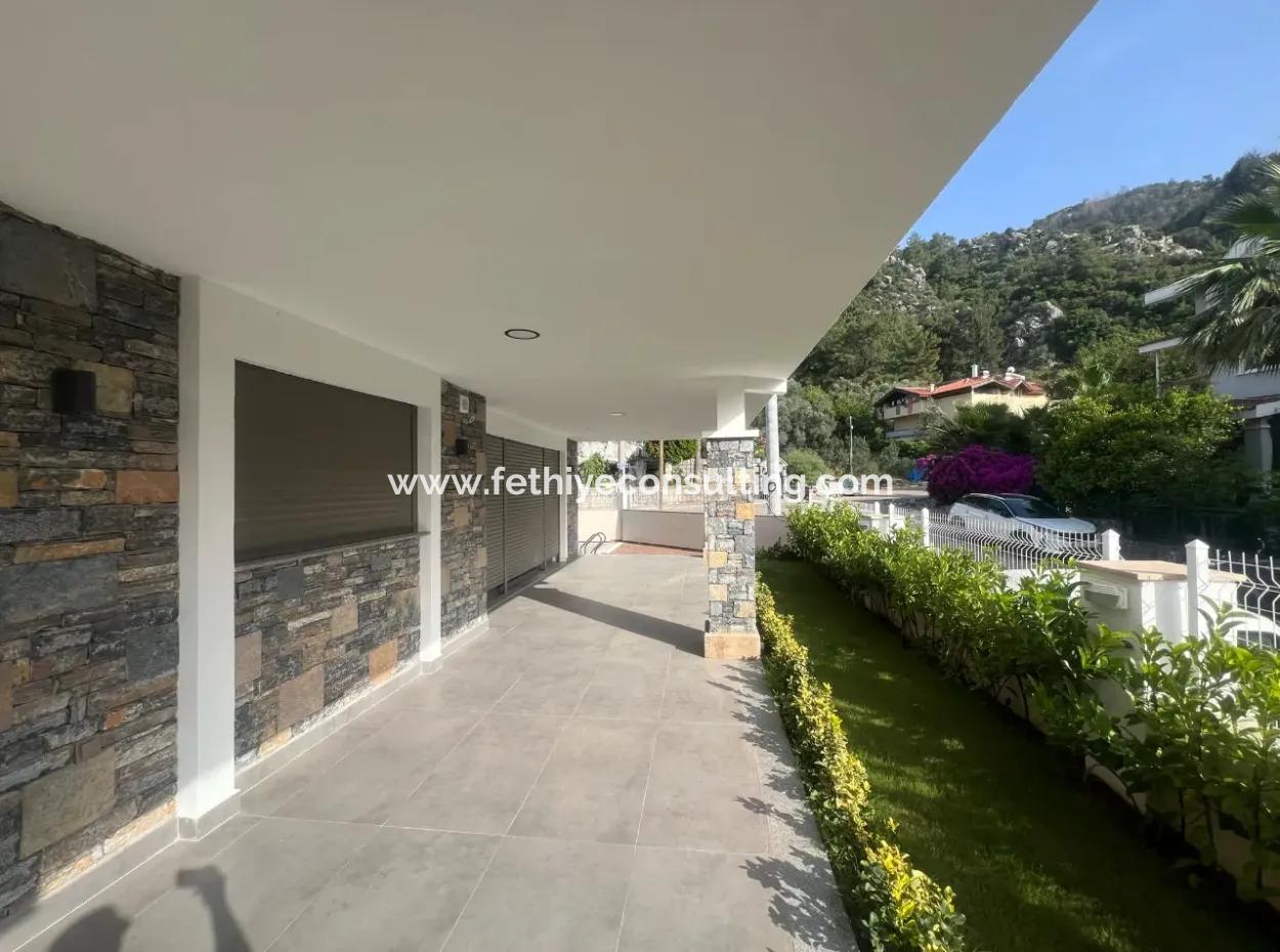 New Building With Detached Swimming Pool Close To The Sea In Icmeler Neighborhood Of Marmaris District 3 Rooms 1 Living Room 3 Bathrooms 200M2 Ultra Luxury Villa For Sale On A Plot Of 350M2