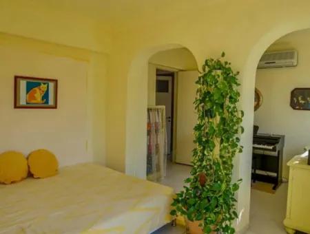 2 Rooms 1 Living Room 106M2 Mansion Apartment For Sale In A Magnificent Location By The Sea In The Center Of Marmaris