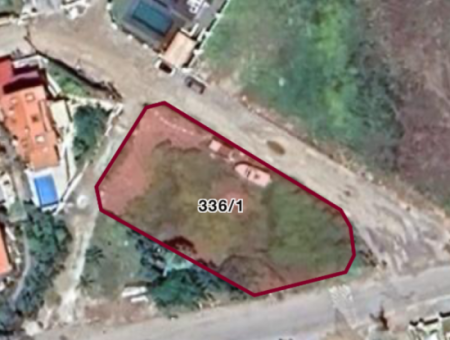 Land For Sale Of 1100 M2 Zoned In The Center Of Marmaris