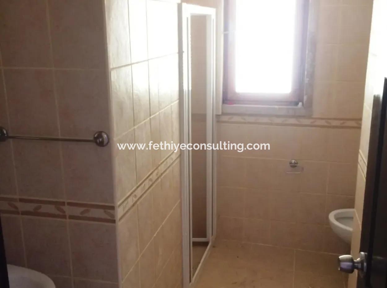 Marmaris Merkezinde 10 Odalı Havuzlu 2.500M2 Arsa İçinde Malikanemiz Satılıktır.