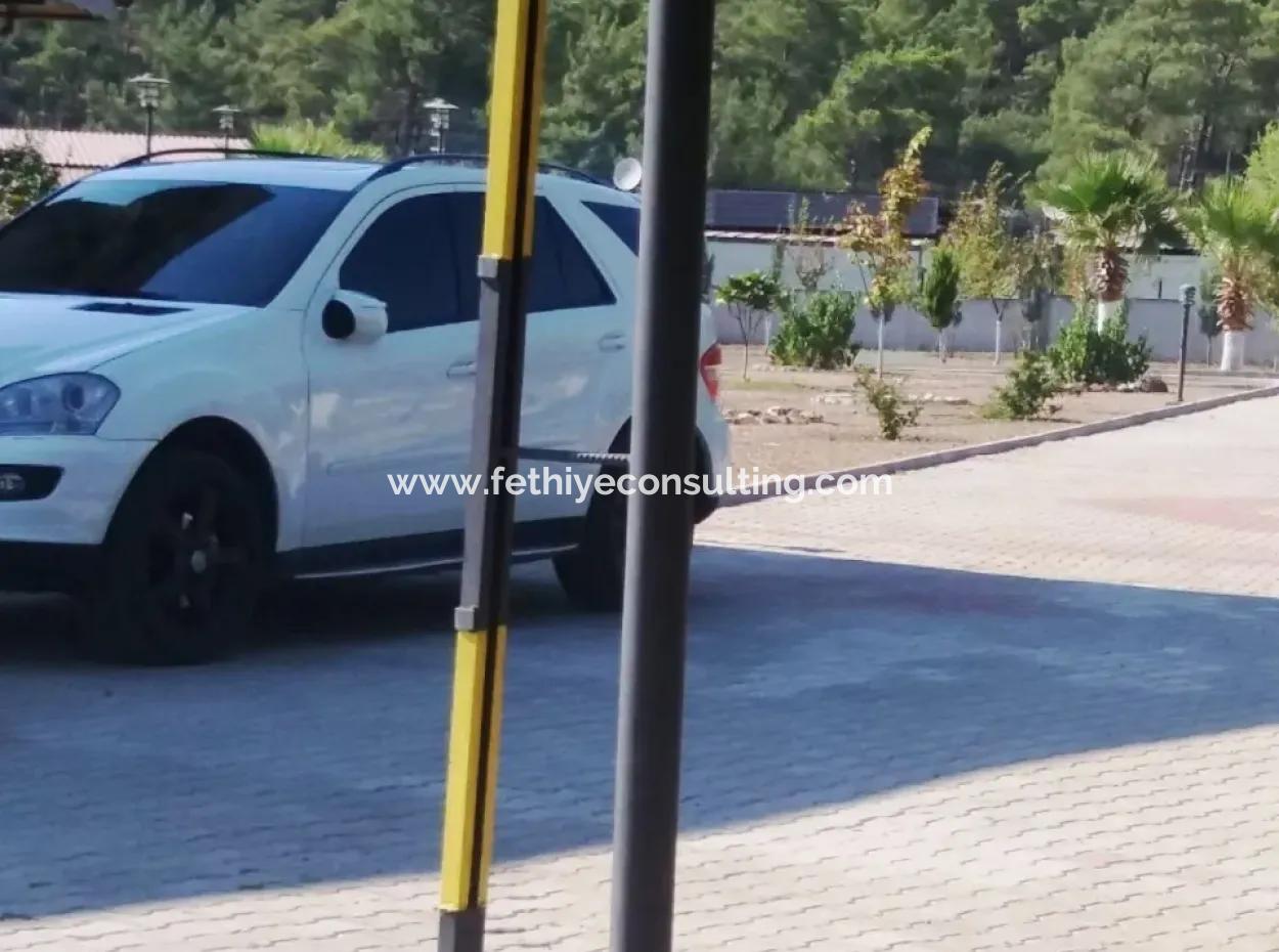 Marmaris İçinde 7000M2 Arsa Üzerine Kurulu 8 Oda Çiftlik Evi Havuz Mevcut