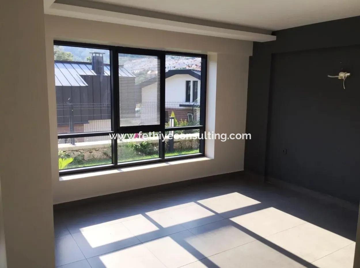 Marmaris İlçesi Beldibi Mahallesinde Satılık Müstakil Havuzlu 4 Oda 2 Salon 220 M2 Havuzlu Akıllı  Villa