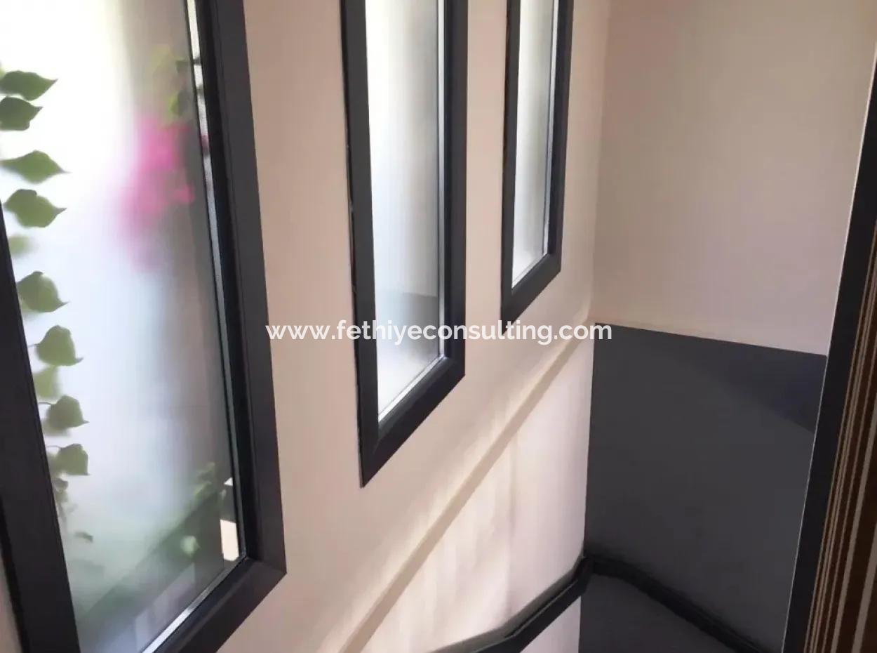 Marmaris İlçesi Beldibi Mahallesinde Satılık Müstakil Havuzlu 4 Oda 2 Salon 220 M2 Havuzlu Akıllı  Villa