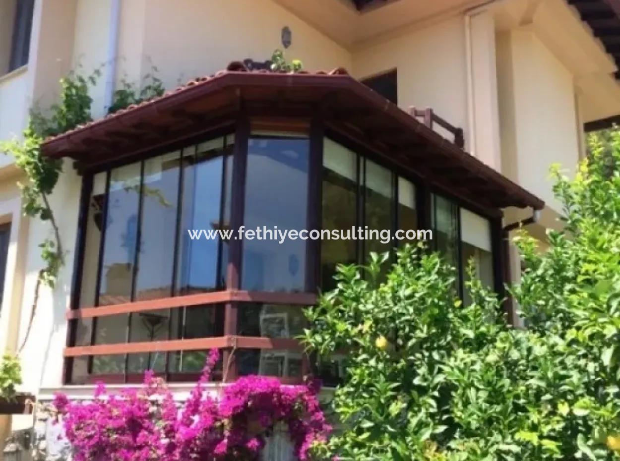 Muğla İli Ula İlçesi Ataköy Mahallesinde Satılık İkiz Müstakil Bahçeli Villa