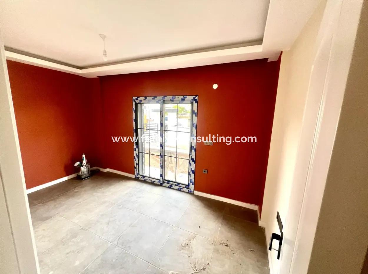 Akyaka Kitesurf,E Yakın Denize 2.5 Km Mesafede 3 Oda 1 Salon Müstakil Bahçeli Yüzme Havuzlu Otoparklı Satılık Daire 120M2