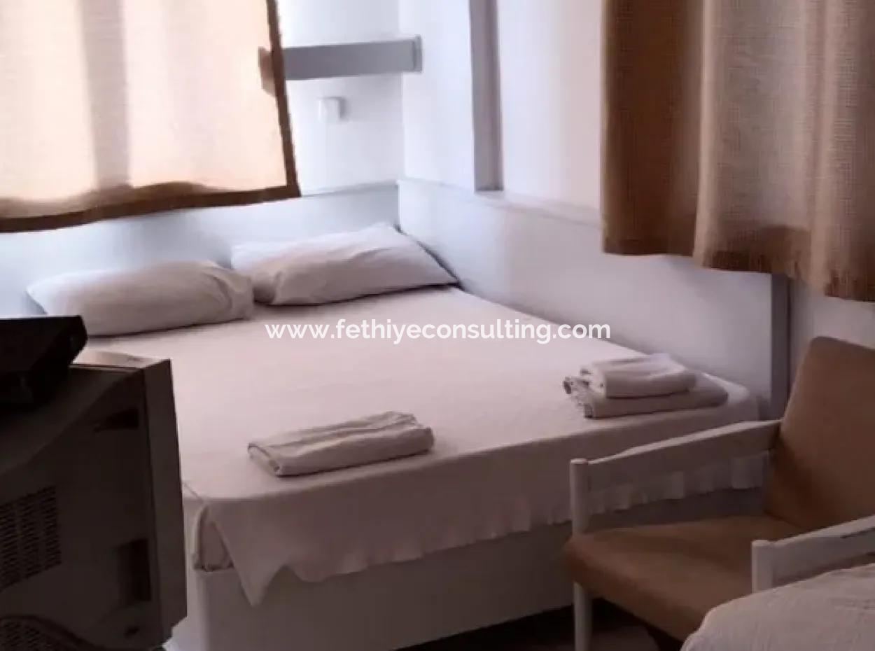 Emlakçıdan Antalya Merkezde Satılık 33 Odalı Butik Otel