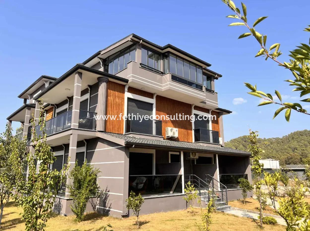 Harika Bir Portföy Marmaris'in Saklı Cennetinde Yatırım Fırsatı: 838M2 Arsa İçerisinde Lüks 5 Adet 2+1 110M2 Daireler Marmaris'e Sadece 15 Km Uzaklıkta,