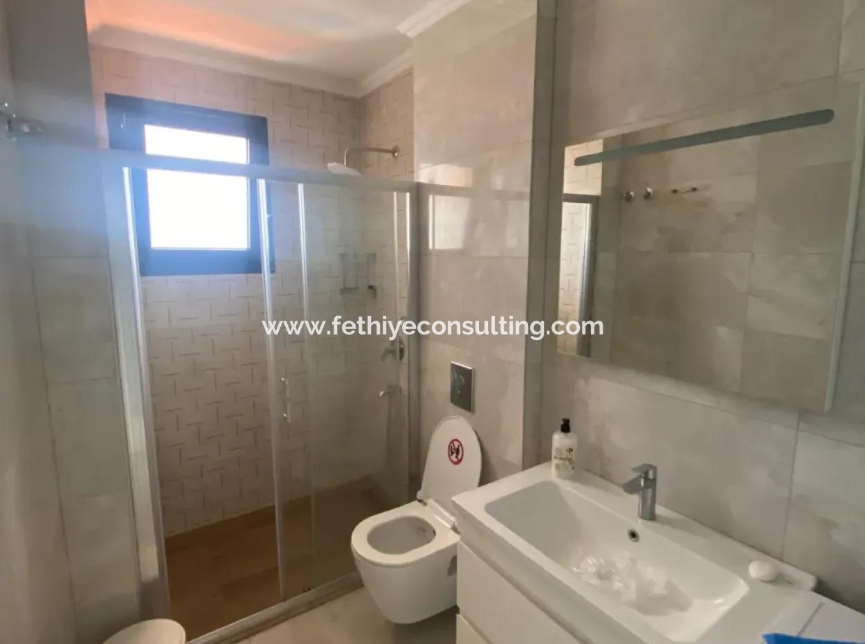 Marmaris Çamdibi 5 +1 Tam Müstakil Havuzlu Eşyalı Kiralık Tripleks Villa