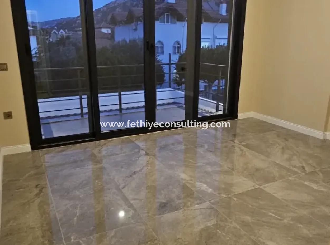 İçmeler Mahallesi 4+1 Tam Müstakil Sıfır Satılık Villa