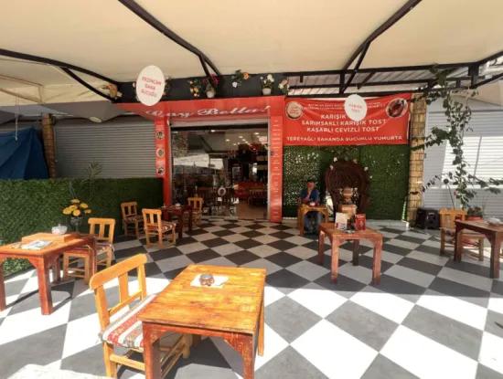 Marmaris Hareketli Merkezinde Eşsiz Konsepti İle Hazır Müşterisi Olan Satılık Dükkan